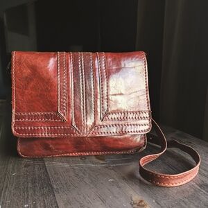 🏮SALE🏮Vintage 1990s Medium Sized Cognac Cowboy Leather Shoulder Bag